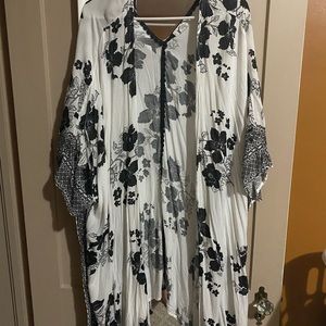 Black and white boho kimono